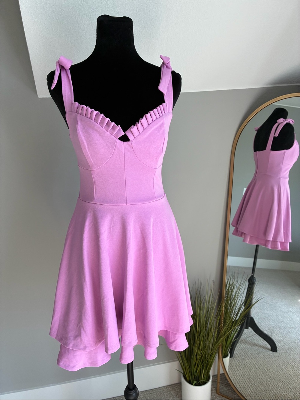 Emerald Sundae Pink Ruffled Sweetheart Mini Dress